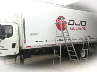 Rotulación de caja seca en flota de reparto · DJO Global