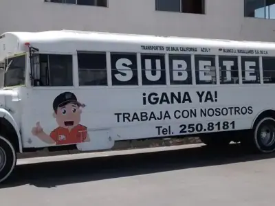 Rotulación de autobús para campaña de reclutamiento